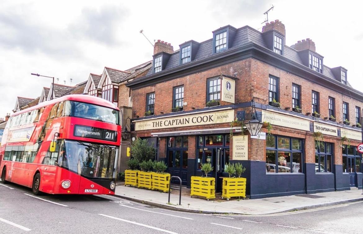 The Captain Cook London Ngoại thất bức ảnh